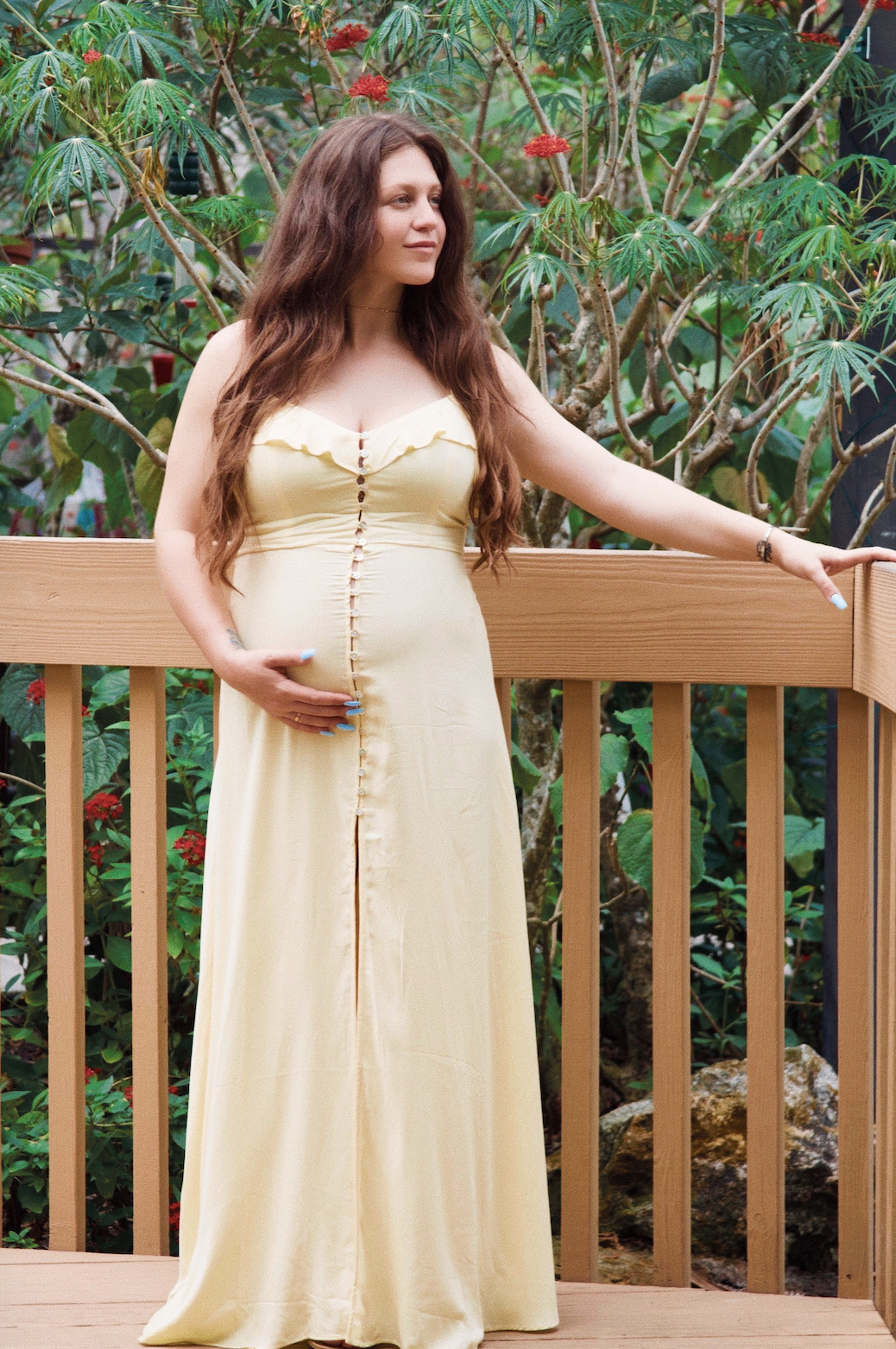 Butterfly Garden | 37 weeks Pregnant